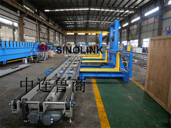 Vollautomatischer Palettierer/Stapler für farbige Stahlfliesen (Profilplatten) für Baumaterialien oder Palettenwaren