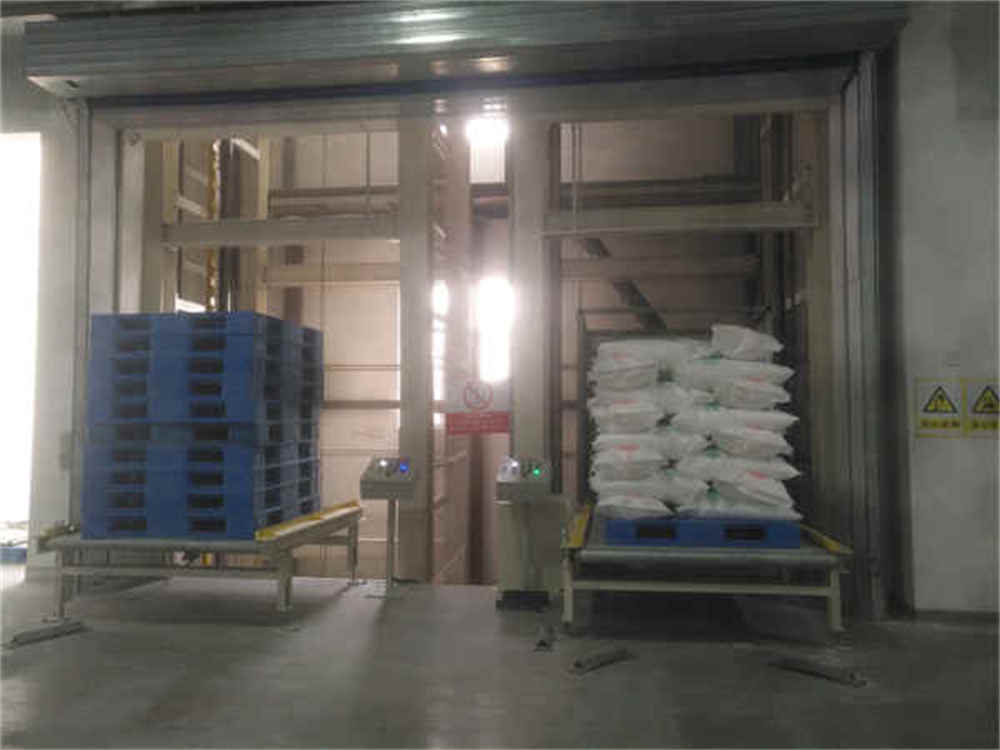 Vollautomatischer unbemannter vertikaler Hebeförderer für schwere Lasten