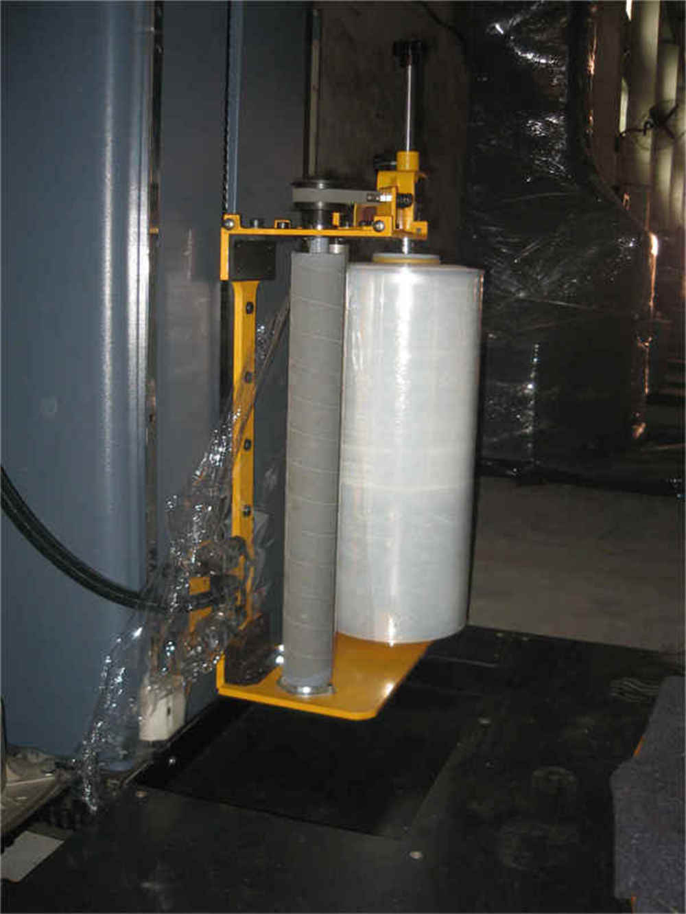 Halbautomatische Palettenverpackungsmaschine