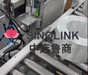 Automatic conveying, weighing, printing, and labeling system