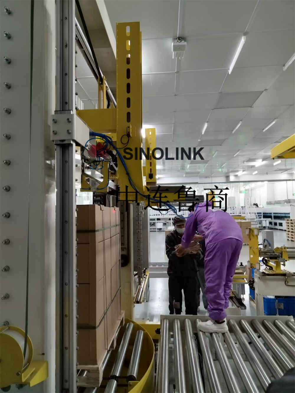 Automatisches Förder- und Verpackungssystem für die neue Energiebranche Automatisches Förder- und Verpackungssystem für die neue Energiebranche